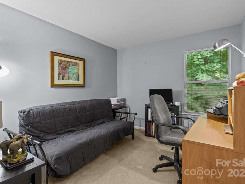7212 Morsey Court, Charlotte, NC 28269.  MLS# CAR4268326, YatesRealty ID 21404. Bedroom/Office