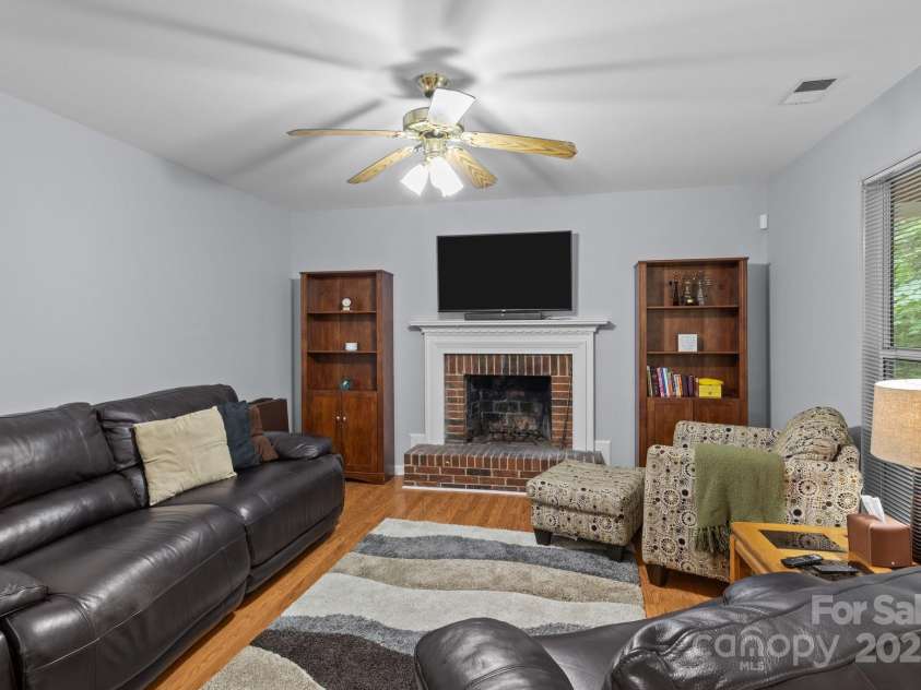 7212 Morsey Court, Charlotte, NC 28269.  MLS# CAR4268326, YatesRealty ID 21404. Wood burning Fireplace