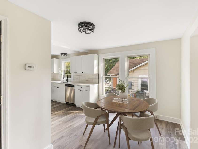 402 Ford Street, Kannapolis, NC 28083.  MLS# CAR4272741, YatesRealty ID 21405. 