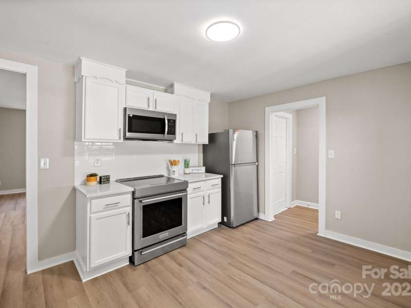 3500 Blessing Street, Charlotte, NC 28208.  MLS# CAR4311662, YatesRealty ID 21406. 