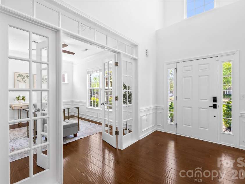 2805 Julian Glen Circle, Waxhaw, NC 28173.  MLS# CAR4366670, YatesRealty ID 21409. 