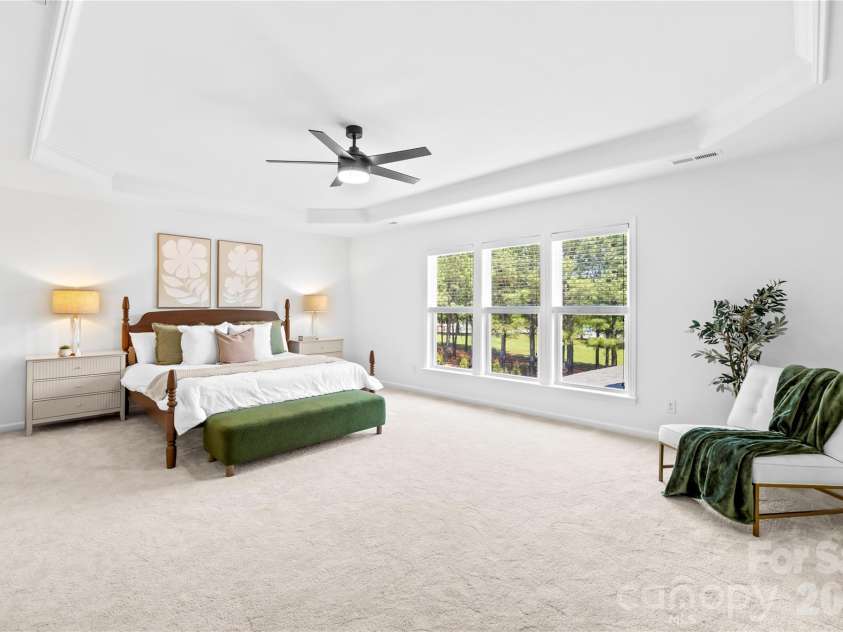 2805 Julian Glen Circle, Waxhaw, NC 28173.  MLS# CAR4366670, YatesRealty ID 21409. 