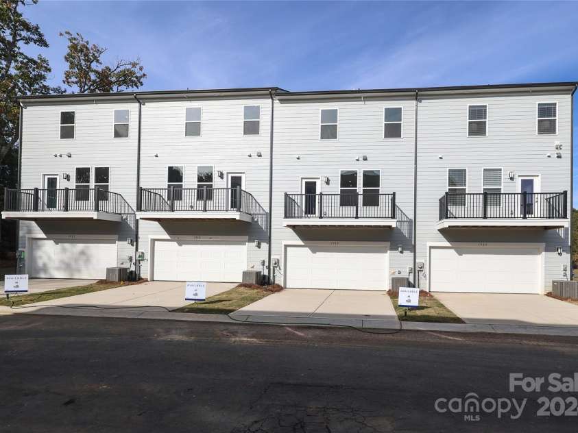 4007 Bourne Court, Charlotte, NC 28262.  MLS# CAR4204722, YatesRealty ID 2141. 