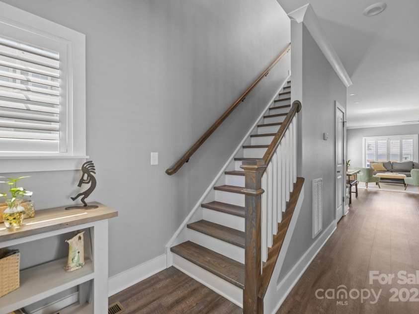 414 King Street, Waxhaw, NC 28173.  MLS# CAR4254276, YatesRealty ID 21410. 