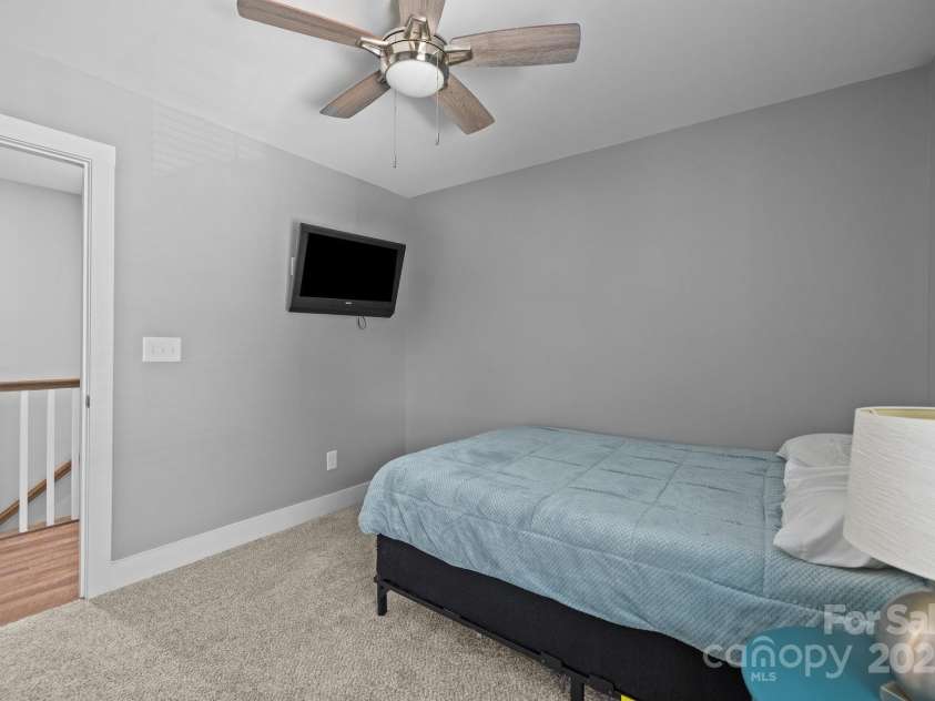 414 King Street, Waxhaw, NC 28173.  MLS# CAR4254276, YatesRealty ID 21410. 