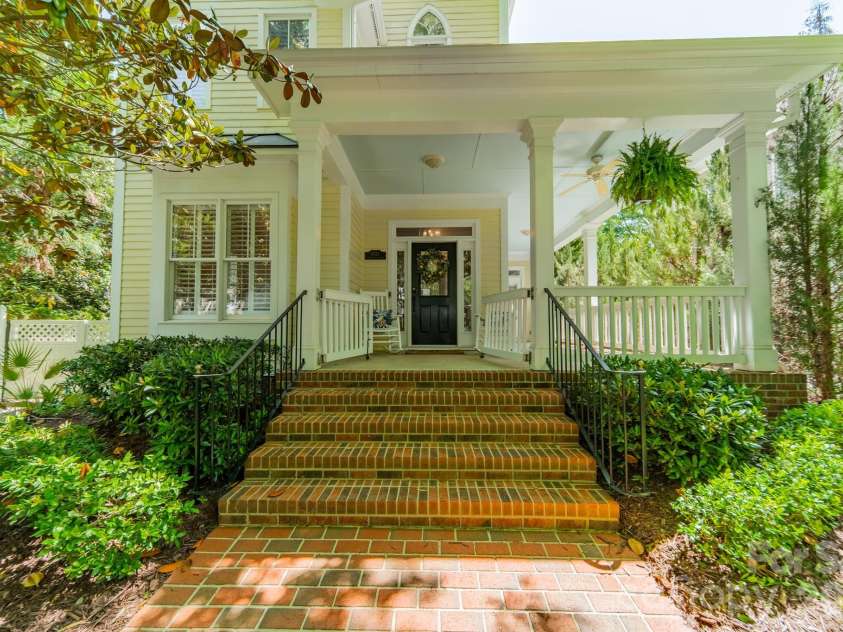 6121 Caseys Side Way, Fort Mill, SC 29708.  MLS# CAR4372975, YatesRealty ID 21410. 