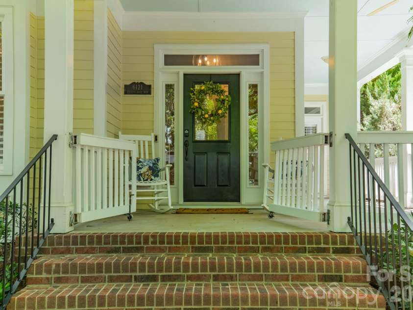 6121 Caseys Side Way, Fort Mill, SC 29708.  MLS# CAR4372975, YatesRealty ID 21410. 
