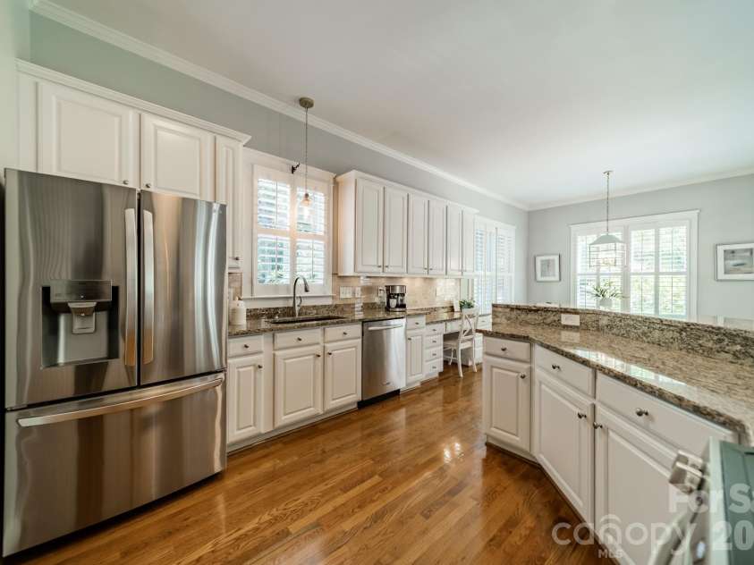 6121 Caseys Side Way, Fort Mill, SC 29708.  MLS# CAR4372975, YatesRealty ID 21410. 