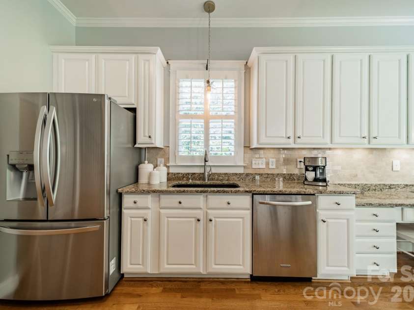 6121 Caseys Side Way, Fort Mill, SC 29708.  MLS# CAR4372975, YatesRealty ID 21410. 