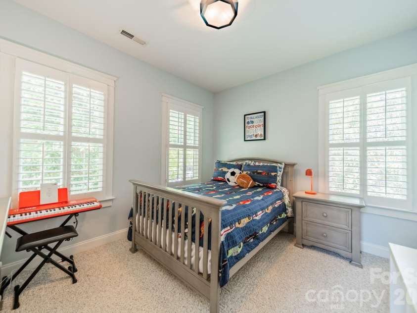 6121 Caseys Side Way, Fort Mill, SC 29708.  MLS# CAR4372975, YatesRealty ID 21410. 