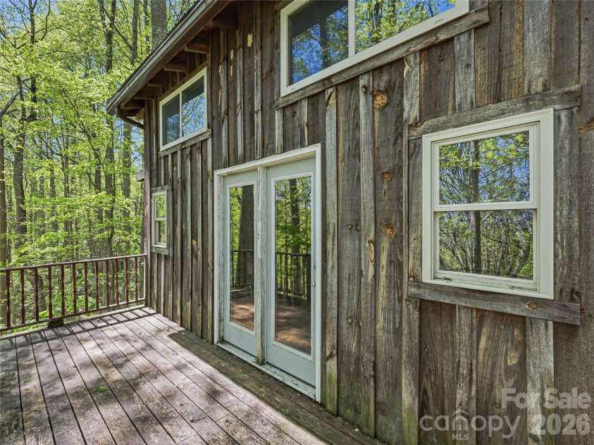 3167 Lumptown Road, Marshall, NC 28753.  MLS# CAR4375493, YatesRealty ID 21411. 