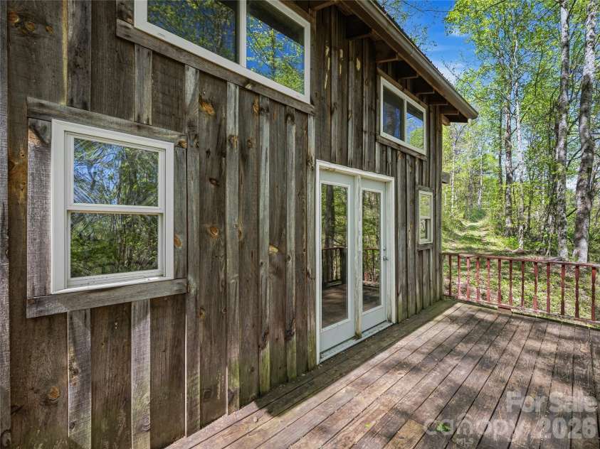 3167 Lumptown Road, Marshall, NC 28753.  MLS# CAR4375493, YatesRealty ID 21411. 