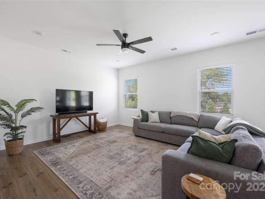 699 Kitfox Drive, Concord, NC 28027.  MLS# CAR4255513, YatesRealty ID 21411. 