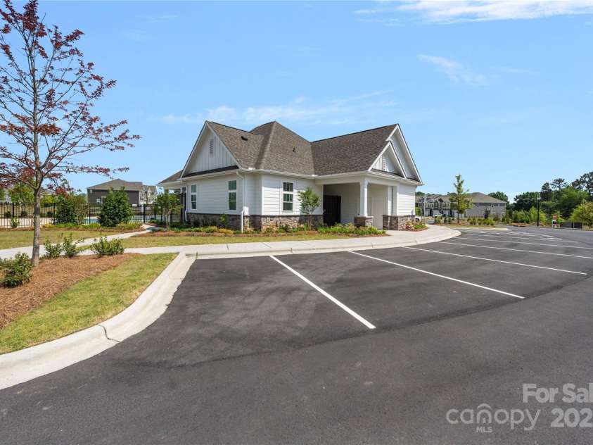 699 Kitfox Drive, Concord, NC 28027.  MLS# CAR4255513, YatesRealty ID 21411. 