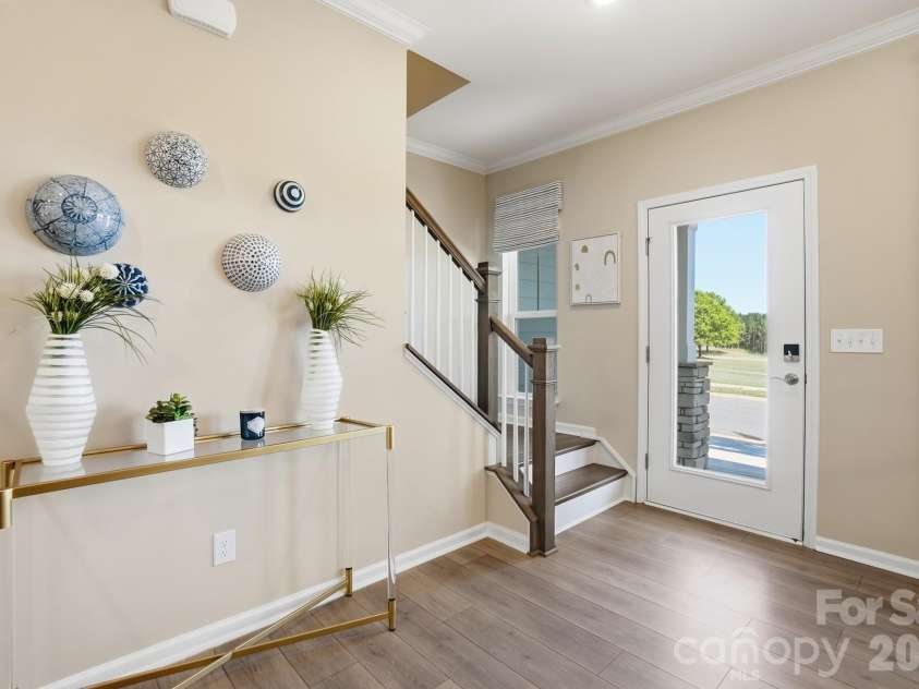 21220 Sanctuary Drive, Lancaster, SC 29720.  MLS# CAR4378601, YatesRealty ID 21413. Entry
