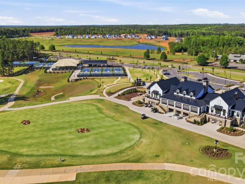 21220 Sanctuary Drive, Lancaster, SC 29720.  MLS# CAR4378601, YatesRealty ID 21413. Golf Club