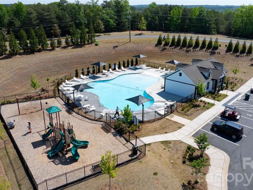 21220 Sanctuary Drive, Lancaster, SC 29720.  MLS# CAR4378601, YatesRealty ID 21413. Pool #2