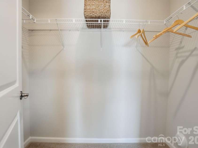 21220 Sanctuary Drive, Lancaster, SC 29720.  MLS# CAR4378601, YatesRealty ID 21413. Primary Closet