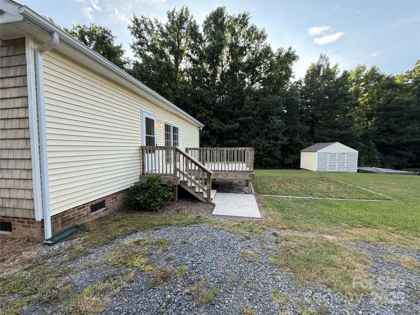 40287 Palmerville Road, New London, NC 28127.  MLS# CAR4271056, YatesRealty ID 21413. 