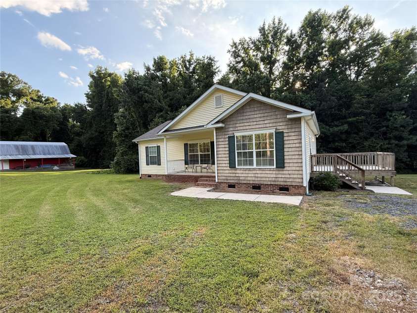 40287 Palmerville Road, New London, NC 28127.  MLS# CAR4271056, YatesRealty ID 21413. 
