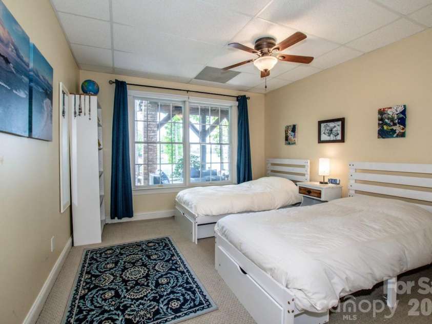 239 Pinnacle Shores Drive, Mooresville, NC 28117.  MLS# CAR4366703, YatesRealty ID 21414. 