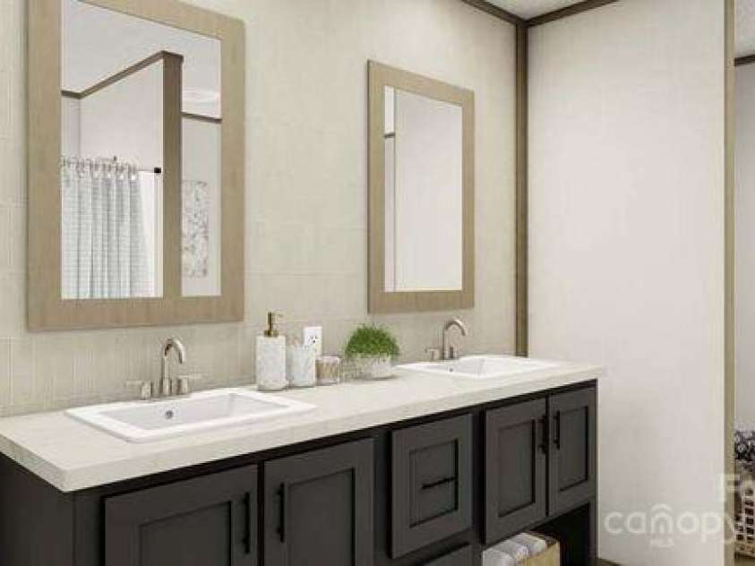 28 McGee Hill Road, Fairview, NC 28730.  MLS# CAR4234757, YatesRealty ID 21416. Simliar Photo