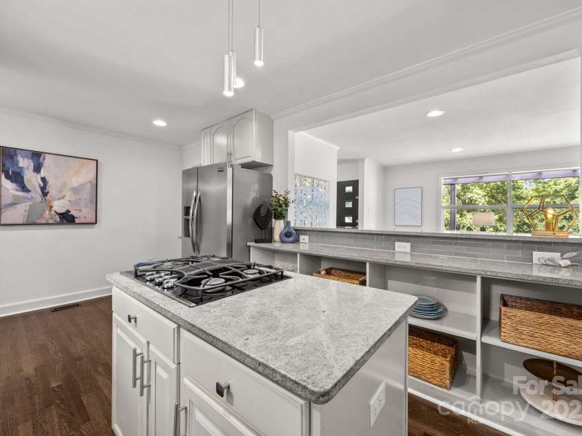 917 Dent Court, Charlotte, NC 28210.  MLS# CAR4259659, YatesRealty ID 21417. 