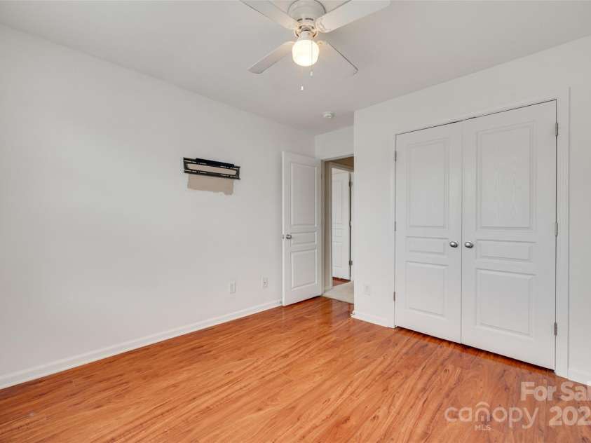 228 Dawn Mist Lane, Fort Mill, SC 29708.  MLS# CAR4263580, YatesRealty ID 21418. 