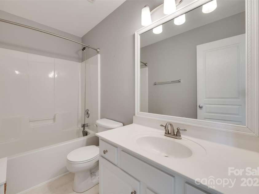 228 Dawn Mist Lane, Fort Mill, SC 29708.  MLS# CAR4263580, YatesRealty ID 21418. 