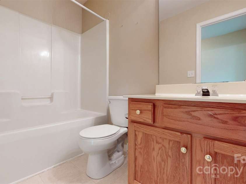 12222 Stratfield Place Circle, Pineville, NC 28134.  MLS# CAR4260155, YatesRealty ID 21419. 