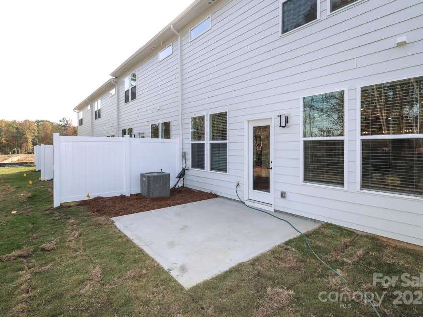 2033 Bayou Trace Drive, Charlotte, NC 28262.  MLS# CAR4196283, YatesRealty ID 2142. 