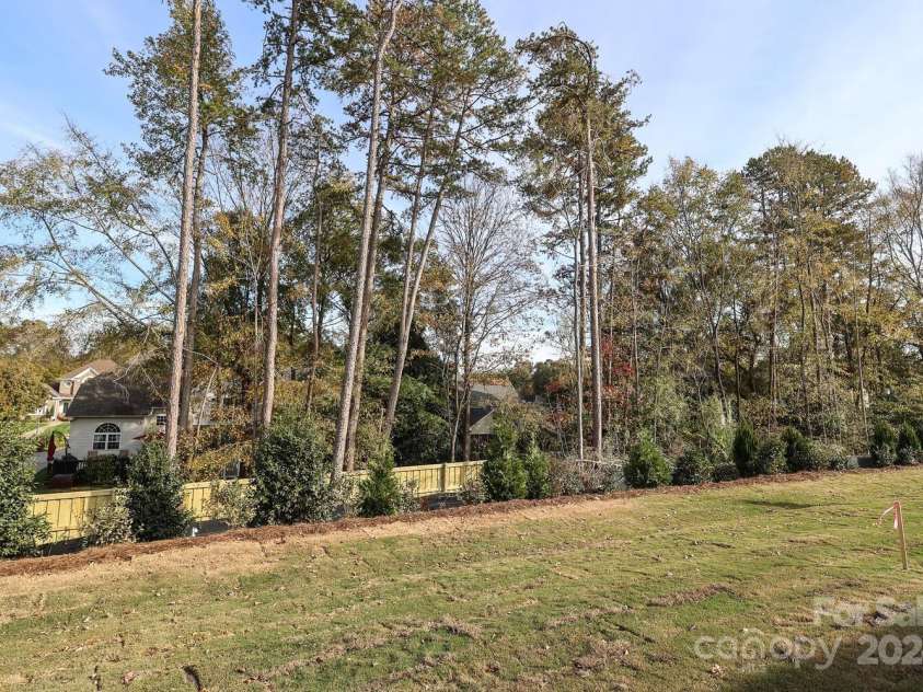 2033 Bayou Trace Drive, Charlotte, NC 28262.  MLS# CAR4196283, YatesRealty ID 2142. 