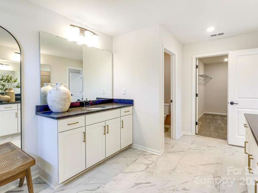 2033 Bayou Trace Drive, Charlotte, NC 28262.  MLS# CAR4196283, YatesRealty ID 2142. Photo Representation