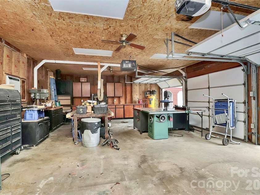 5619 Highway 218 Highway, Monroe, NC 28110.  MLS# CAR4345483, YatesRealty ID 2142. 