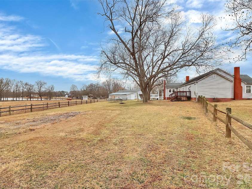 5619 Highway 218 Highway, Monroe, NC 28110.  MLS# CAR4345483, YatesRealty ID 2142. 