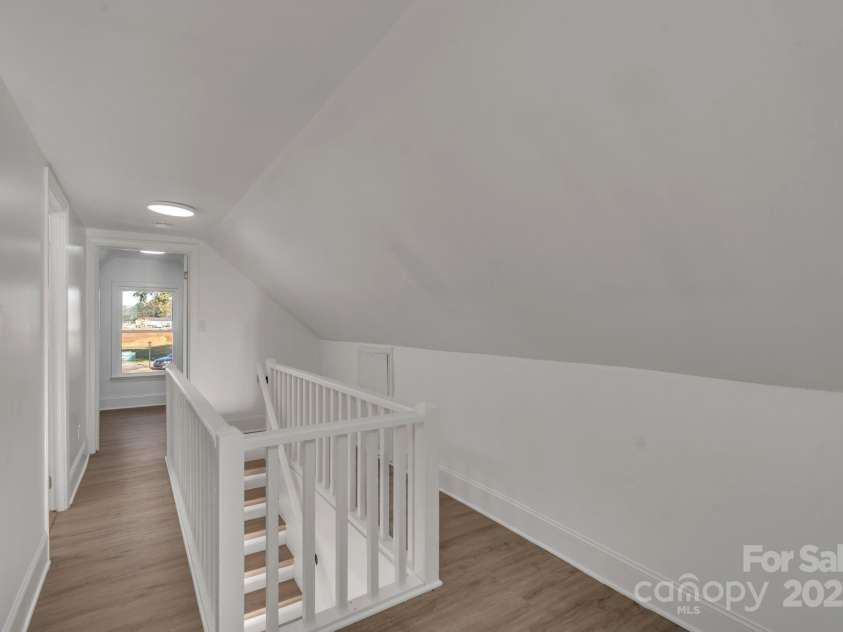 4315 Gibbon Road, Charlotte, NC 28269.  MLS# CAR4267315, YatesRealty ID 21420. 