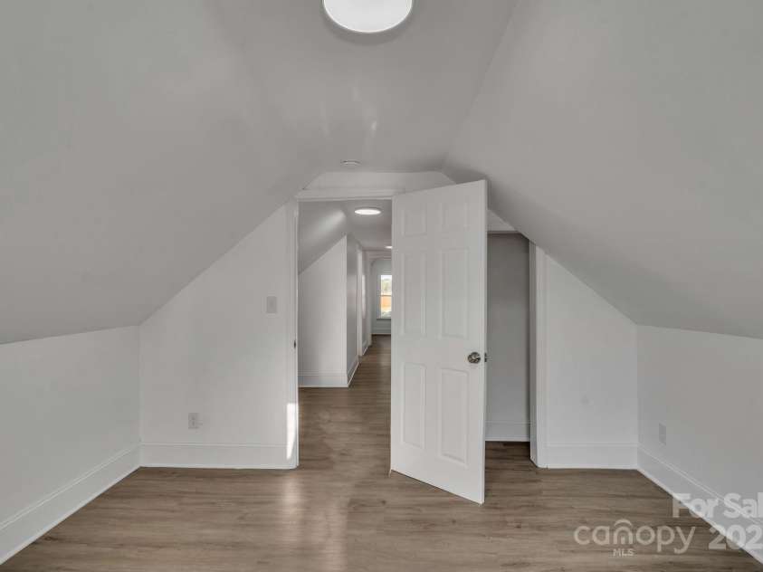 4315 Gibbon Road, Charlotte, NC 28269.  MLS# CAR4267315, YatesRealty ID 21420. 