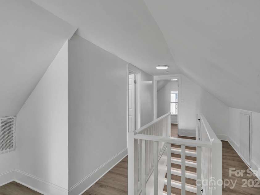 4315 Gibbon Road, Charlotte, NC 28269.  MLS# CAR4267315, YatesRealty ID 21420. 