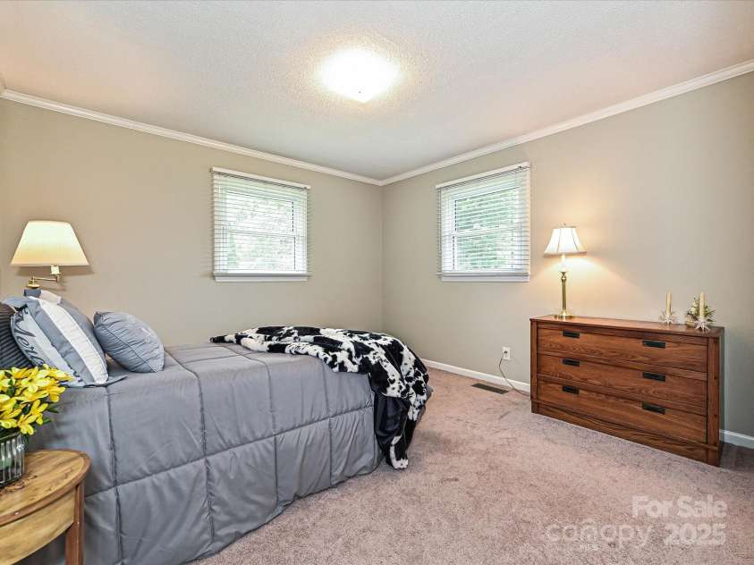 407 Buckoak Street, Stanley, NC 28164.  MLS# CAR4261015, YatesRealty ID 21421. Bdrm 2