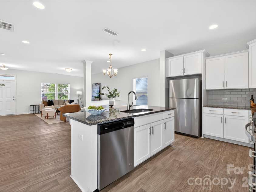 6013 Santee River Way, Belmont, NC 28012.  MLS# CAR4378467, YatesRealty ID 21421. 