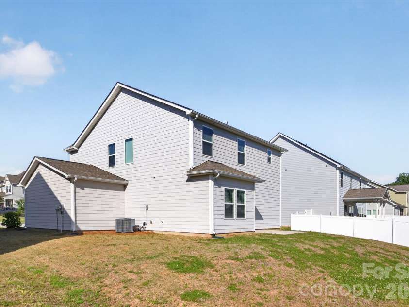 6013 Santee River Way, Belmont, NC 28012.  MLS# CAR4378467, YatesRealty ID 21421. 