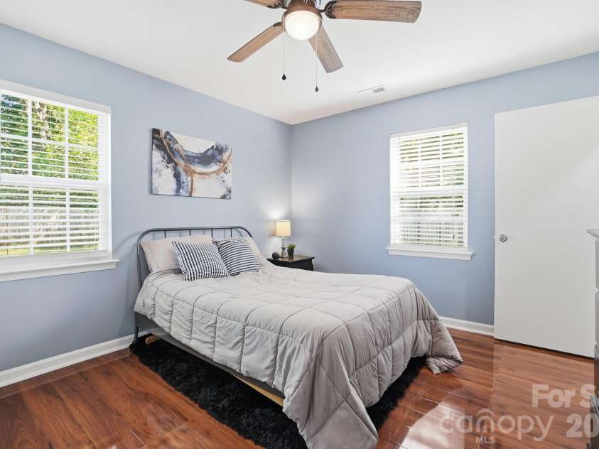 906 Key Street, Charlotte, NC 28208.  MLS# CAR4371641, YatesRealty ID 21423. 