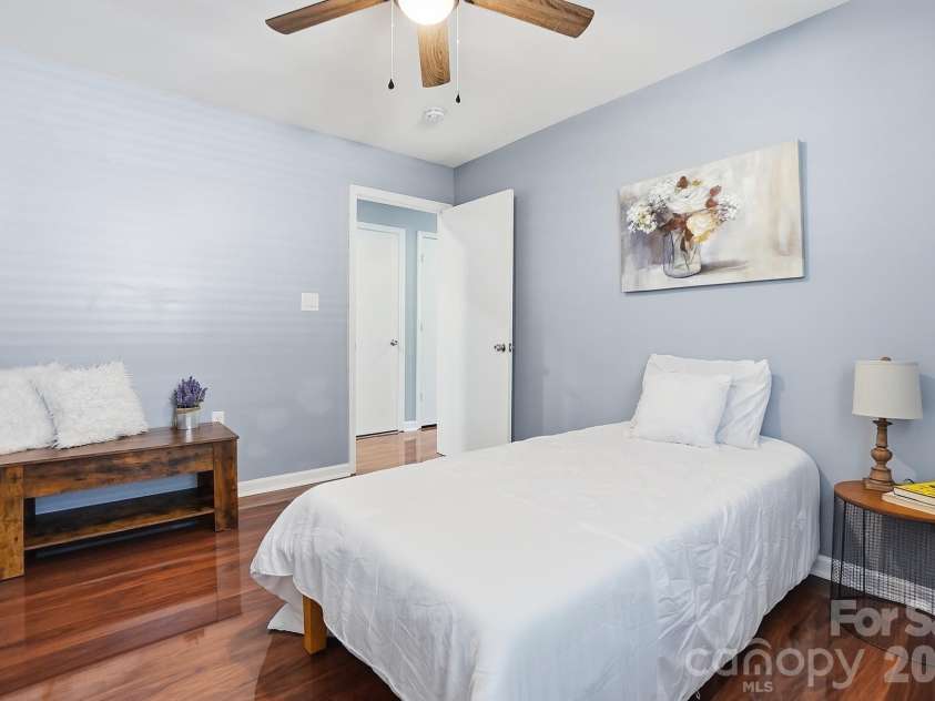 906 Key Street, Charlotte, NC 28208.  MLS# CAR4371641, YatesRealty ID 21423. Bedroom 3.