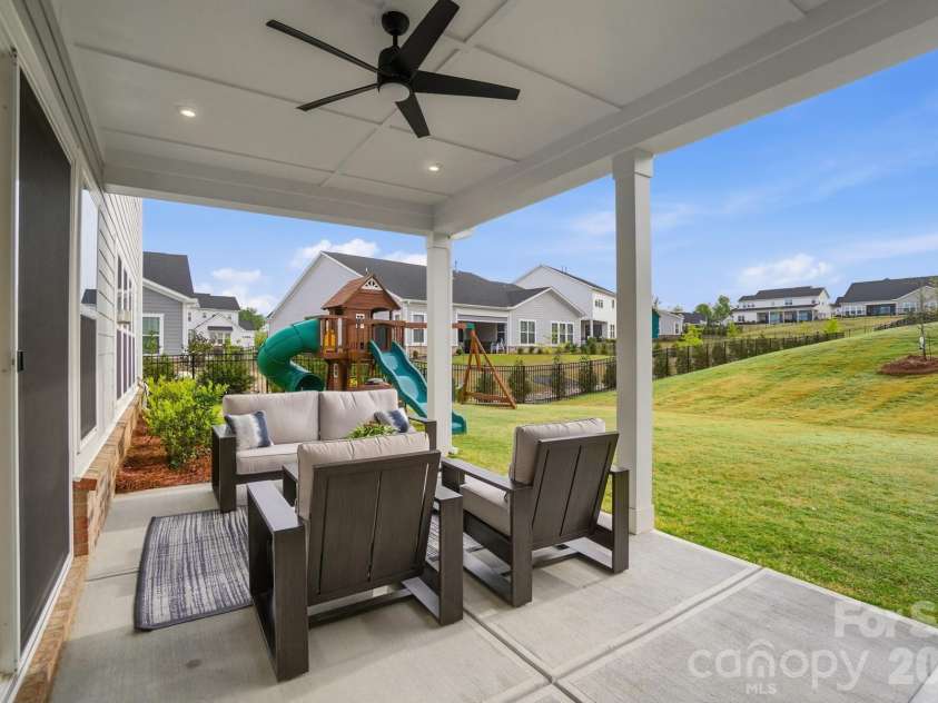 805 Lakeforest Drive, Belmont, NC 28012.  MLS# CAR4367985, YatesRealty ID 21424. Covered Back Patio