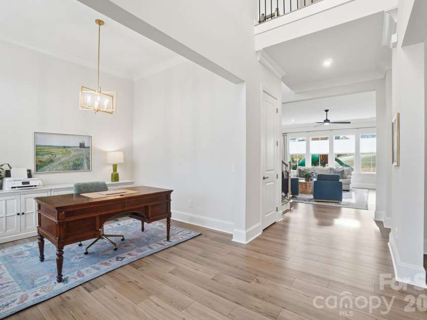 805 Lakeforest Drive, Belmont, NC 28012.  MLS# CAR4367985, YatesRealty ID 21424. Entry/Office