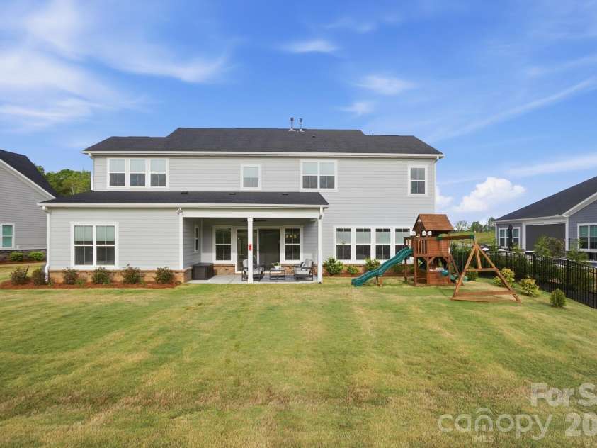 805 Lakeforest Drive, Belmont, NC 28012.  MLS# CAR4367985, YatesRealty ID 21424. So Much Room to Play!