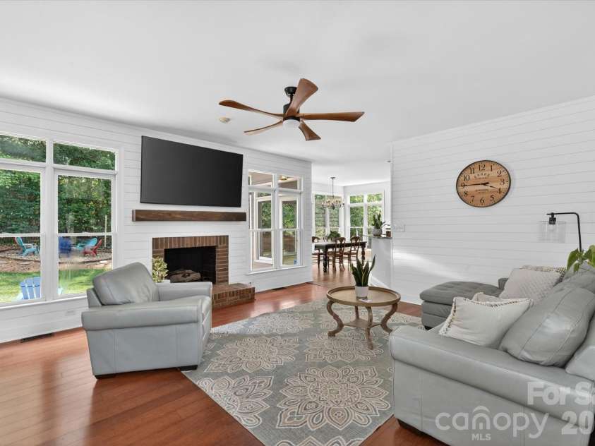 10900 Jordan Rae Lane, Charlotte, NC 28277.  MLS# CAR4379001, YatesRealty ID 21425. 