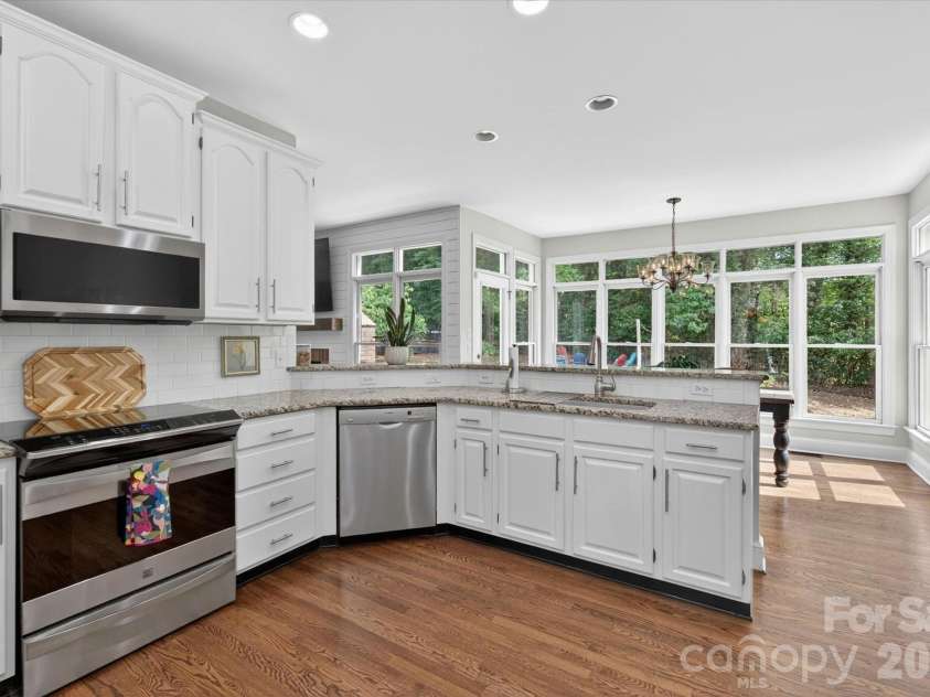 10900 Jordan Rae Lane, Charlotte, NC 28277.  MLS# CAR4379001, YatesRealty ID 21425. 