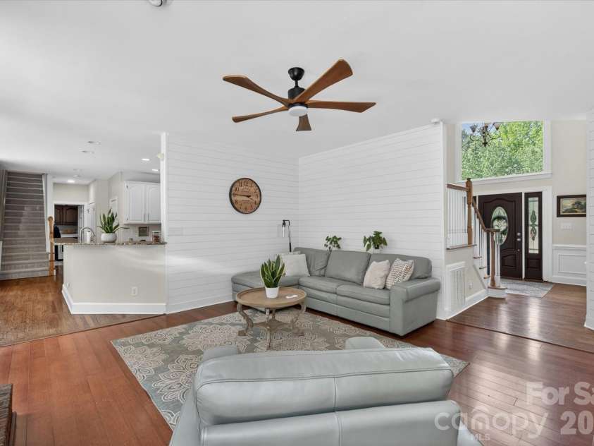 10900 Jordan Rae Lane, Charlotte, NC 28277.  MLS# CAR4379001, YatesRealty ID 21425. 