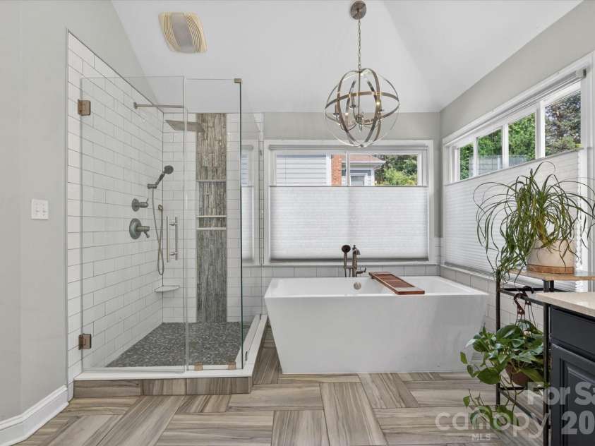 10900 Jordan Rae Lane, Charlotte, NC 28277.  MLS# CAR4379001, YatesRealty ID 21425. 